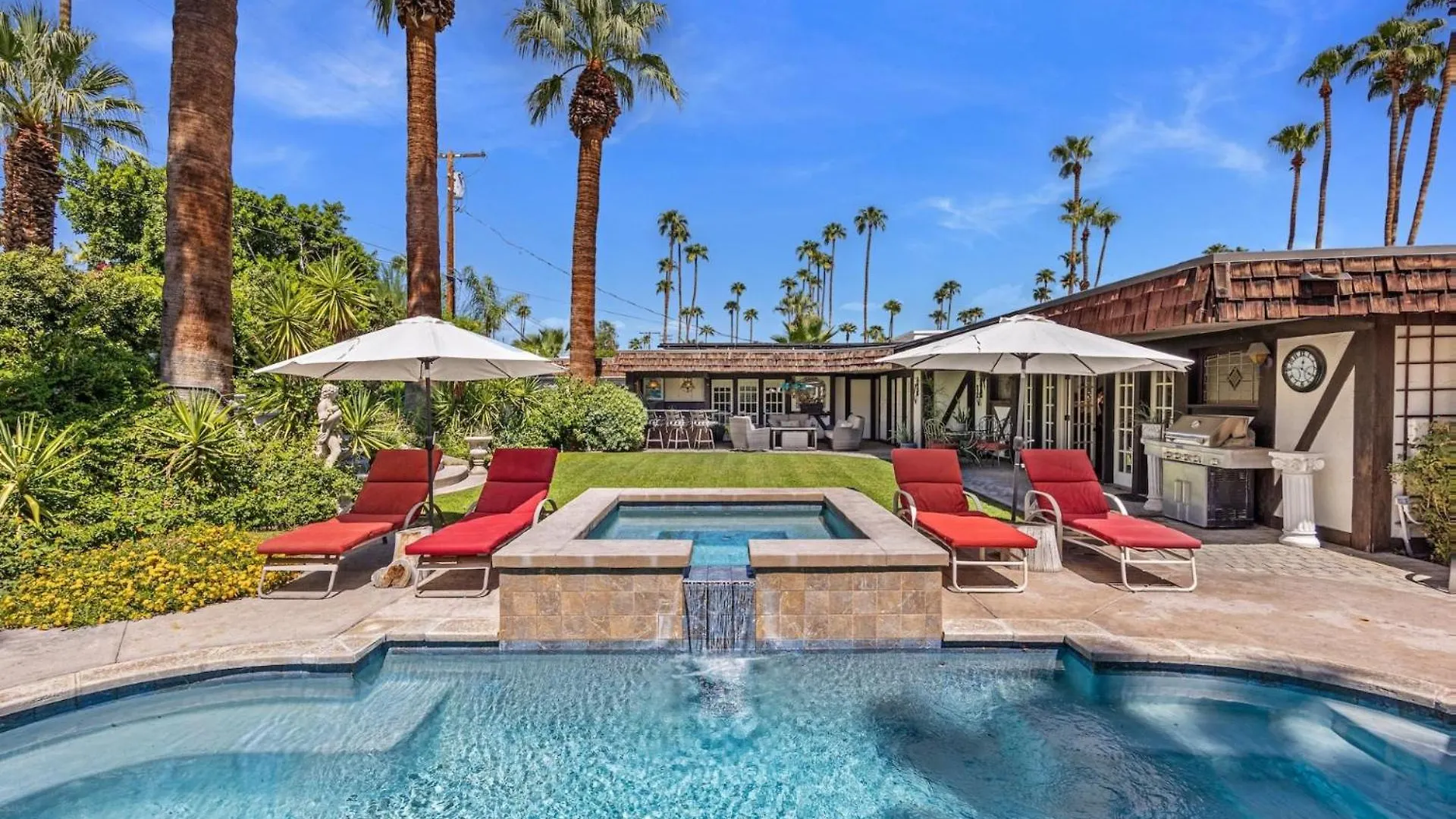 Villa Coffee House Palm Springs