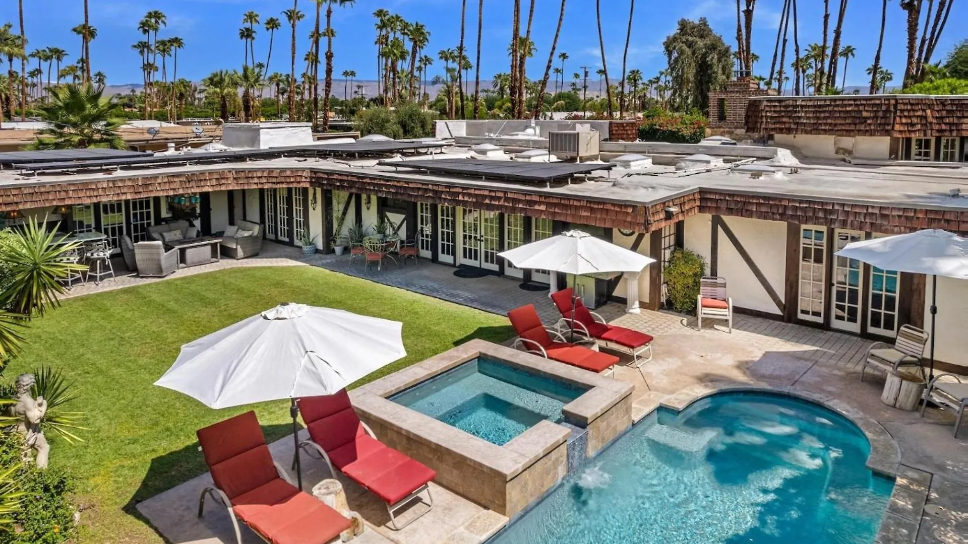 Villa Coffee House Palm Springs